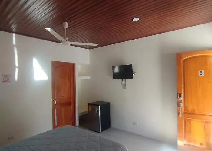 Morenas Nosara